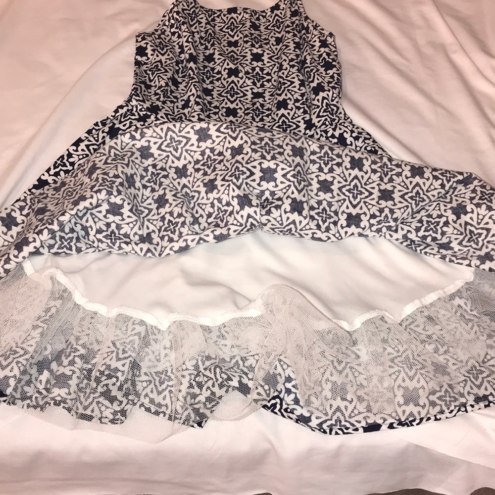 Dress - Picture 2 of 4